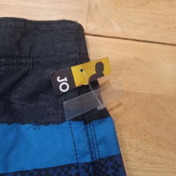 Joe boxer men's swimming shorts, size XL - Picture 8 of 14